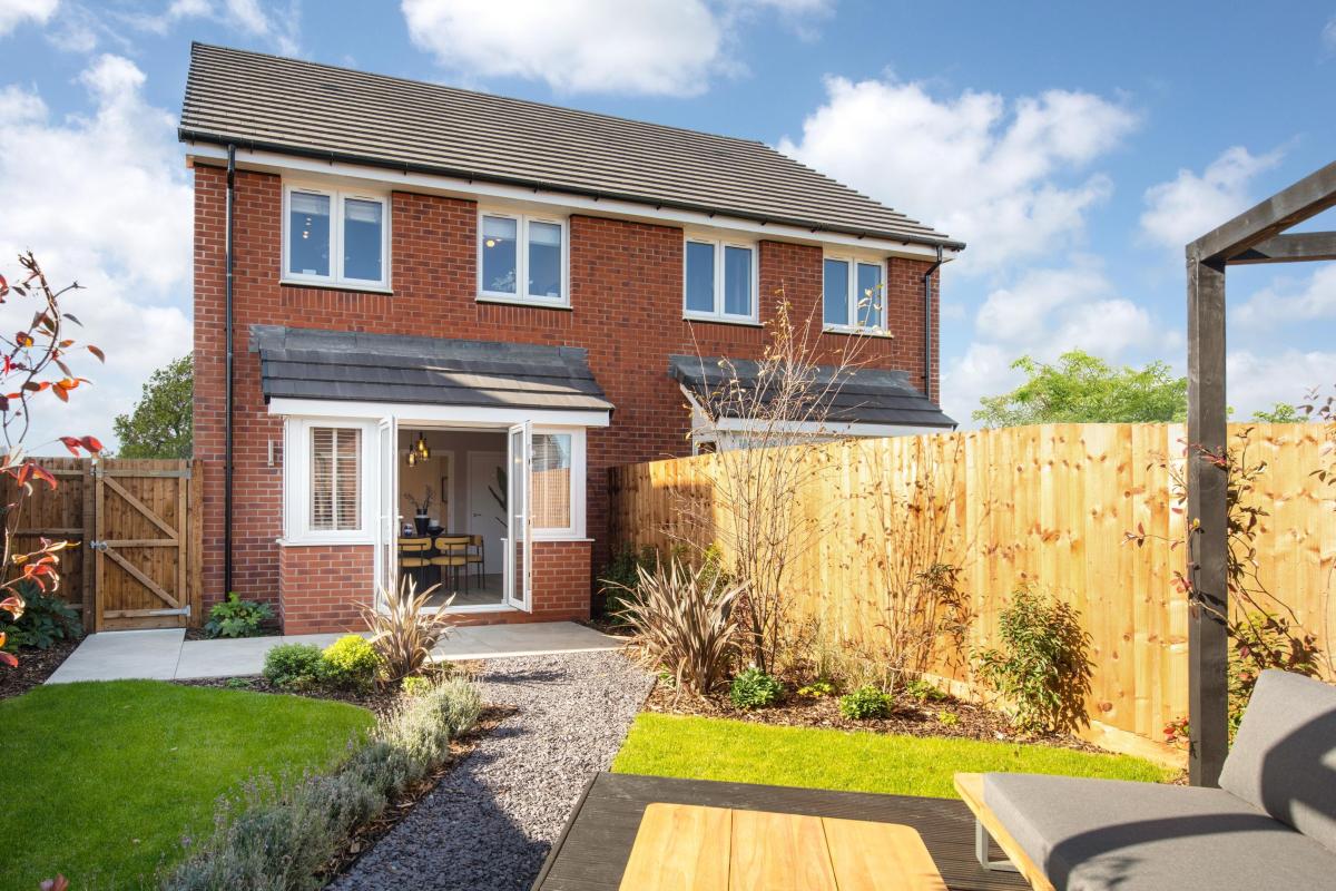 Bellway Blackthorn Walk Turner showhome 6